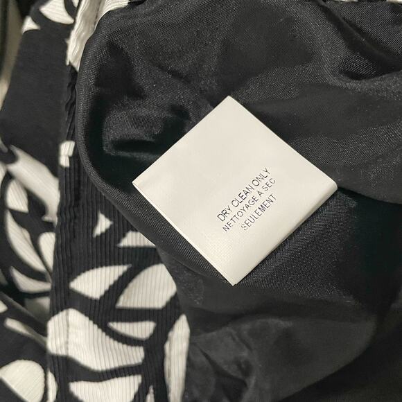 Robert Kitchen Canada Black & White Abstract Print Zip-Up Moto Jacket - Size XL - Picture 4 of 8